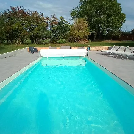 Semesterbostad Domaine Des Tisseys Vue Sur Le Mont St Michel Dragey