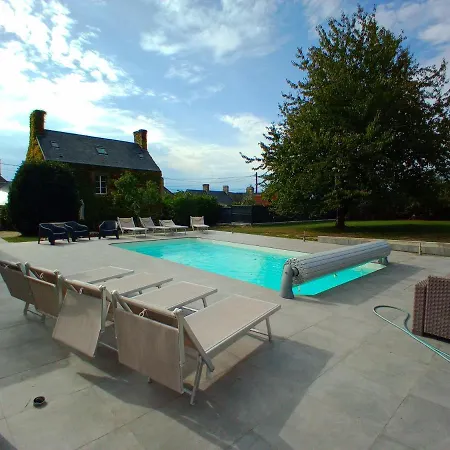 Semesterbostad Domaine Des Tisseys Vue Sur Le Mont St Michel Dragey