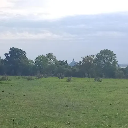 Domaine Des Tisseys Vue Sur Le Mont St Michel Semesterbostad Dragey