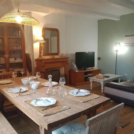 Domaine Des Tisseys Vue Sur Le Mont St Michel Semesterbostad Dragey